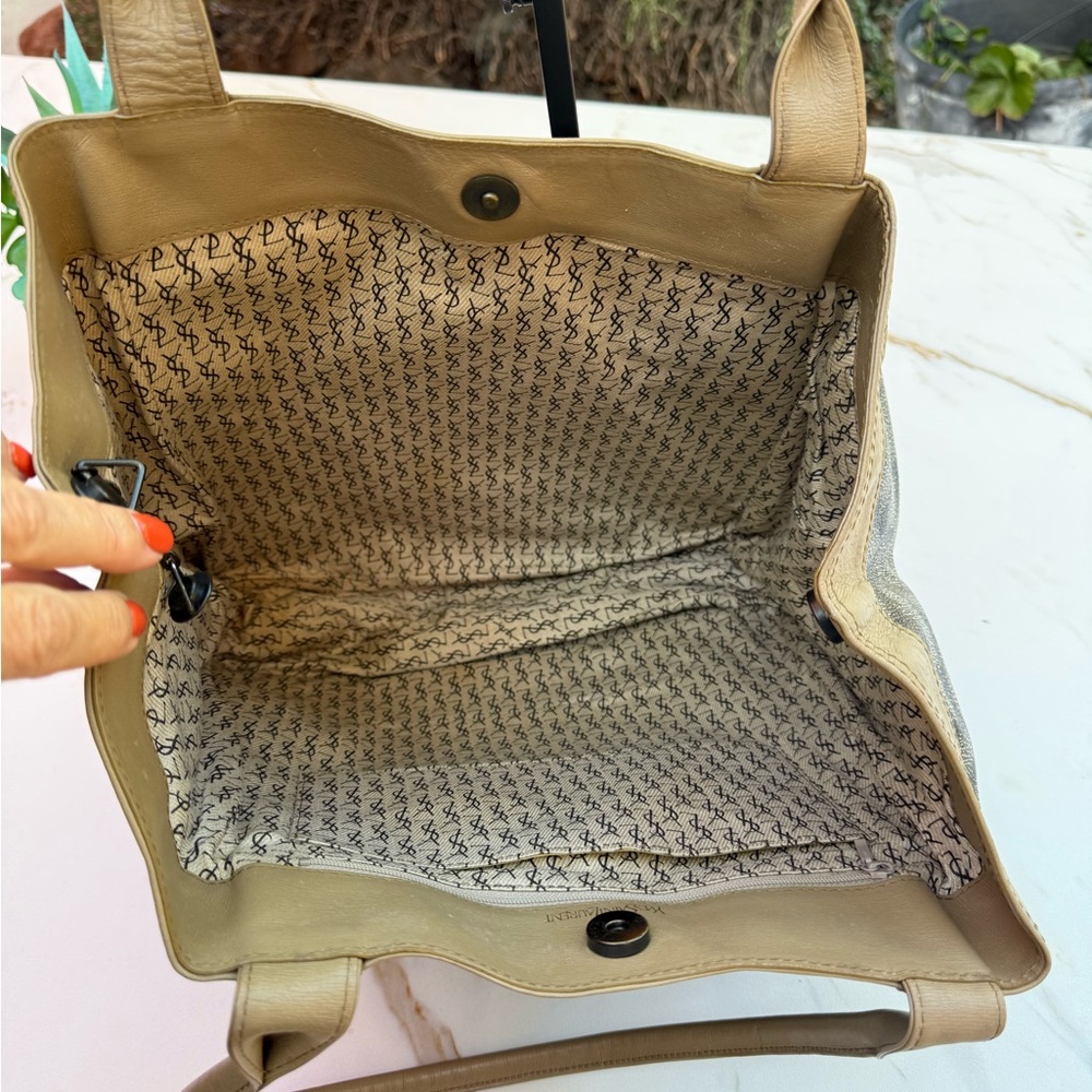 Vintage YSL Tan and Black Giraffe Print Tote Bag - Picture 3 of 9